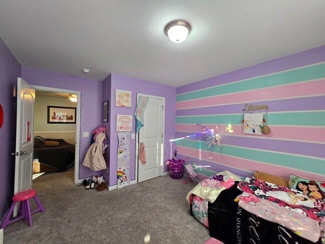 Building Photo - 335 Niblick Dr