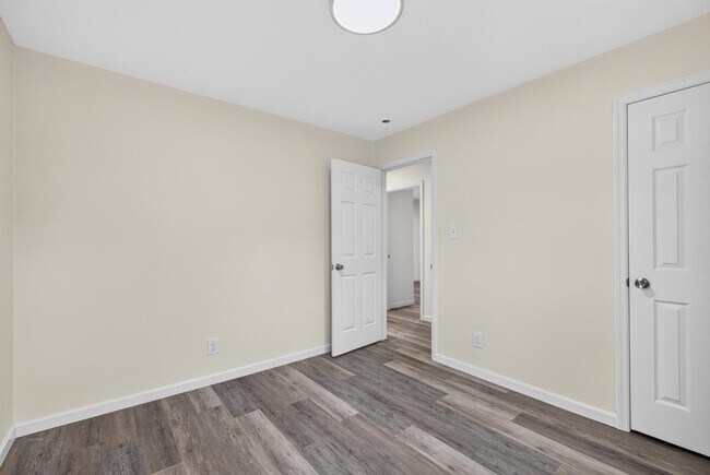 Building Photo - 2839 Black Oak Rd