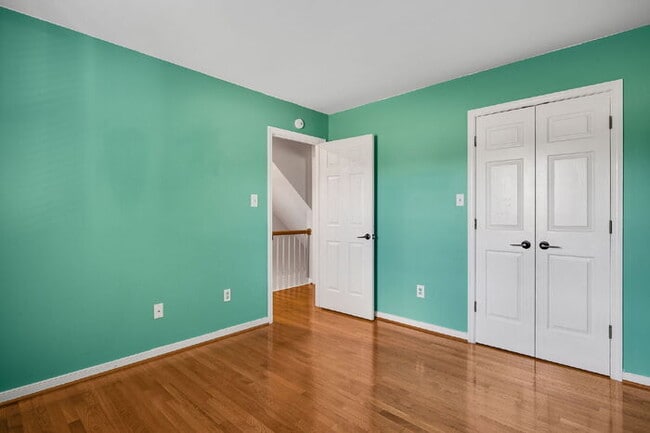 Building Photo - Beautifully Updated Single-Family Home in ...