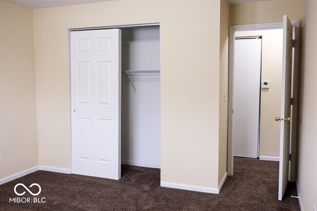 Building Photo - 8361 Paso Del Norte Ct
