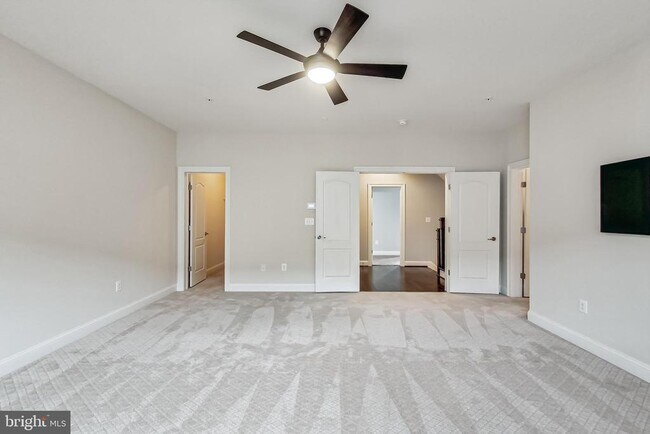 Building Photo - 605 Fair Winds Way