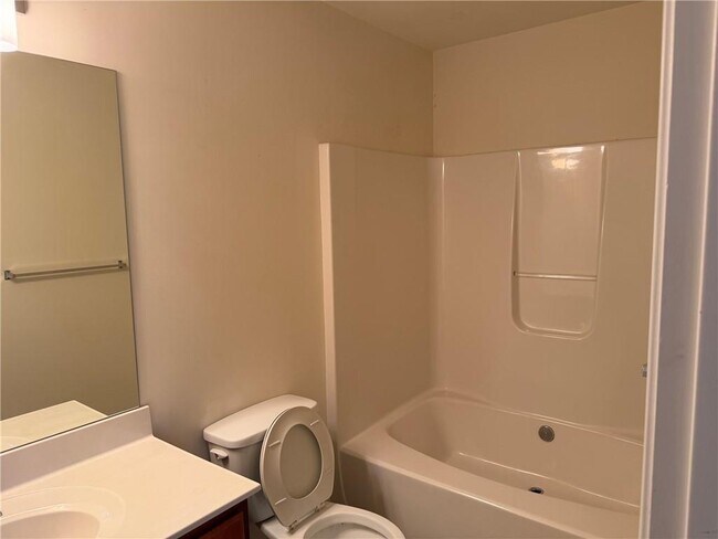 Building Photo - 3669 Chicago St NW