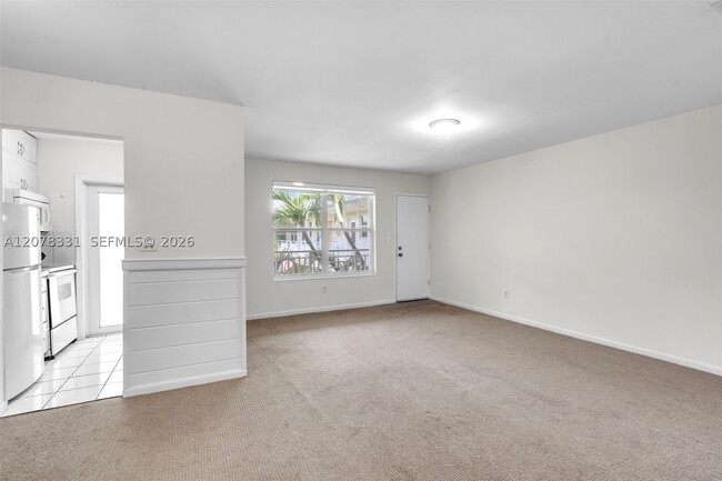 Building Photo - 255 Sunrise Dr