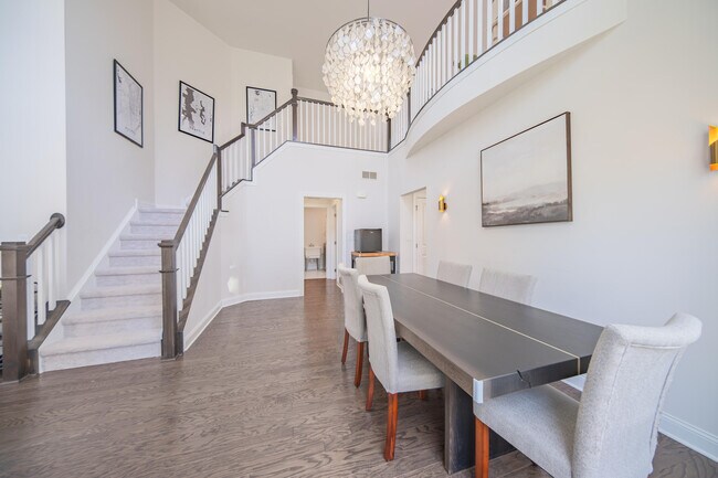 Building Photo - 3081 N Spurway Dr