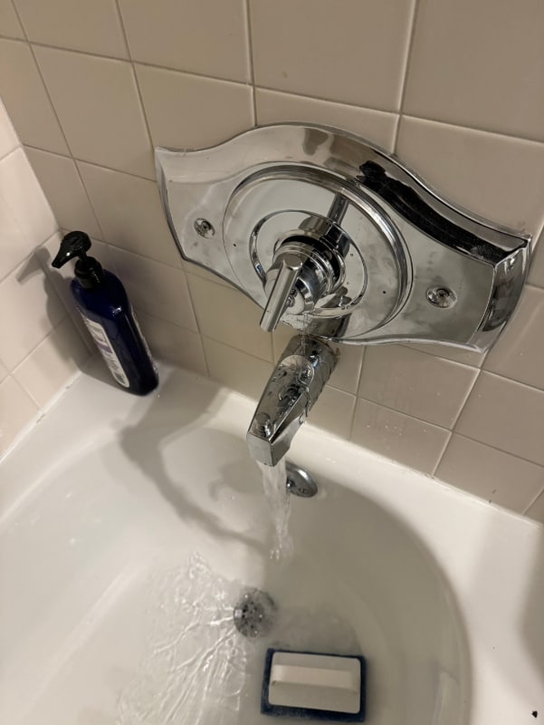 Building Photo - 9 Clinton Ct