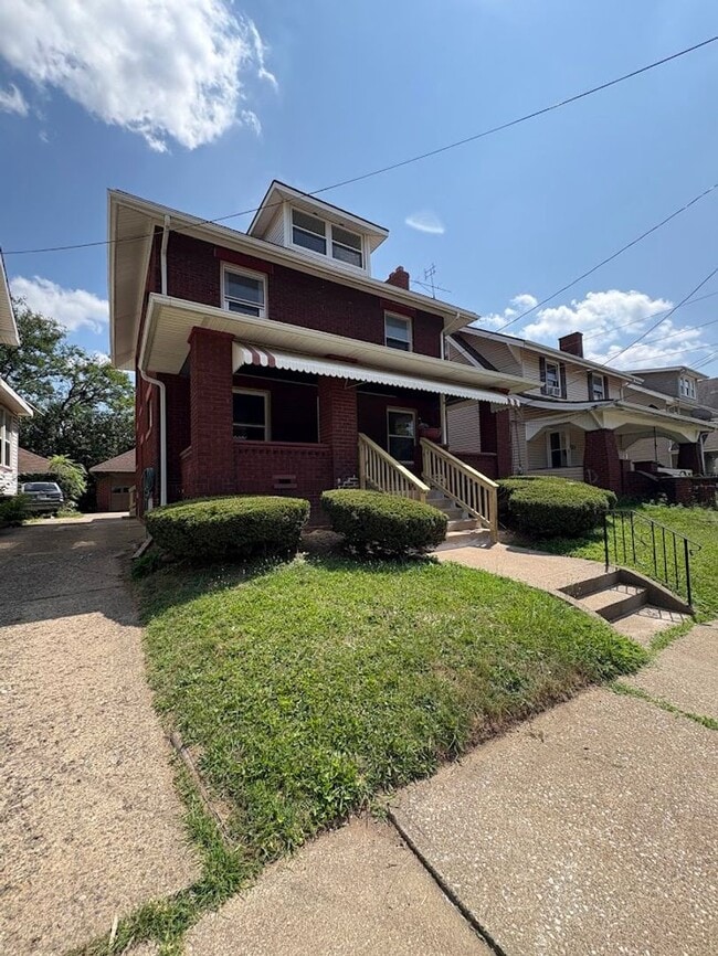 Primary Photo - Four bedroom one bathroom home for rent