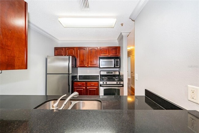 Building Photo - 2007 Dixie Belle Dr