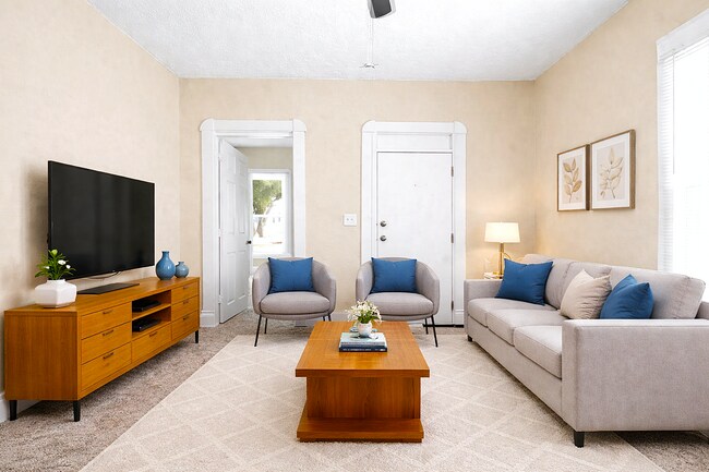 Building Photo - 1343 Edgemont Ave