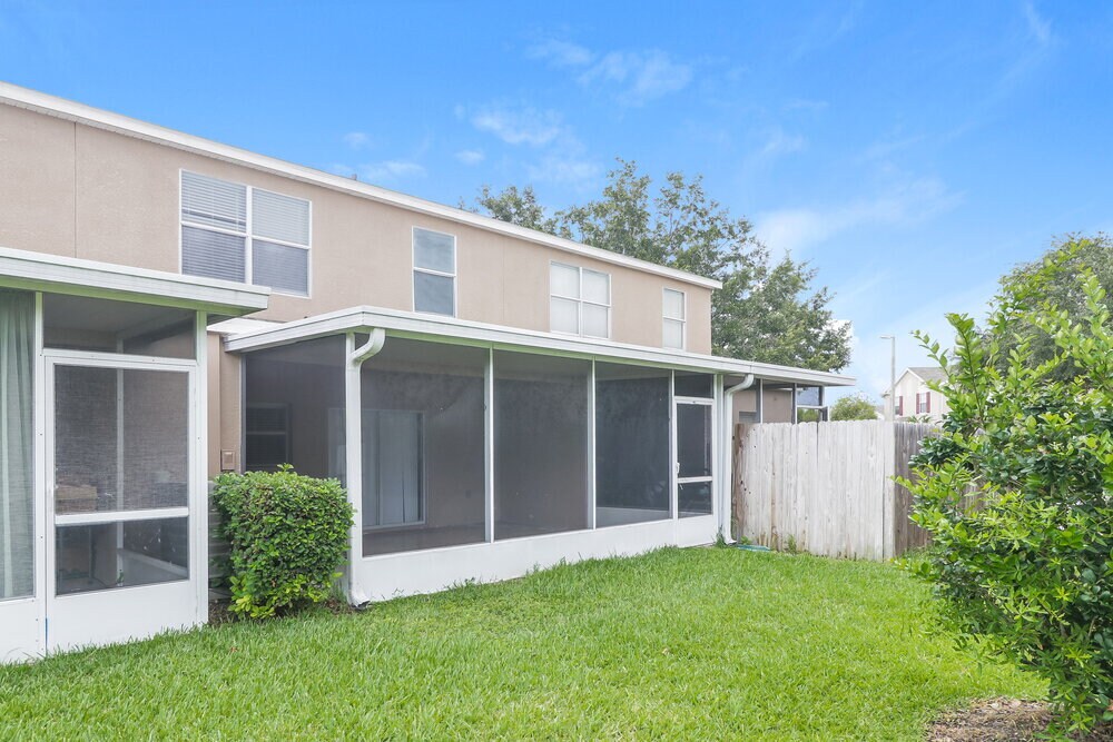 Building Photo - 30138 Wellesley Way
