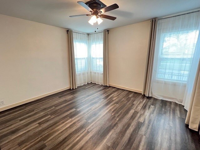 Building Photo - 4709 Park Dr