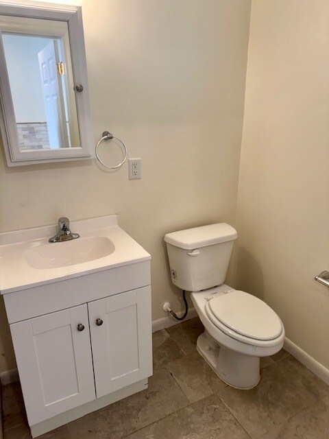 Building Photo - 1105 S State St