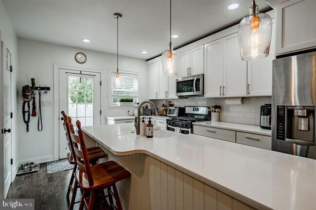 Building Photo - 126 N Wayne St