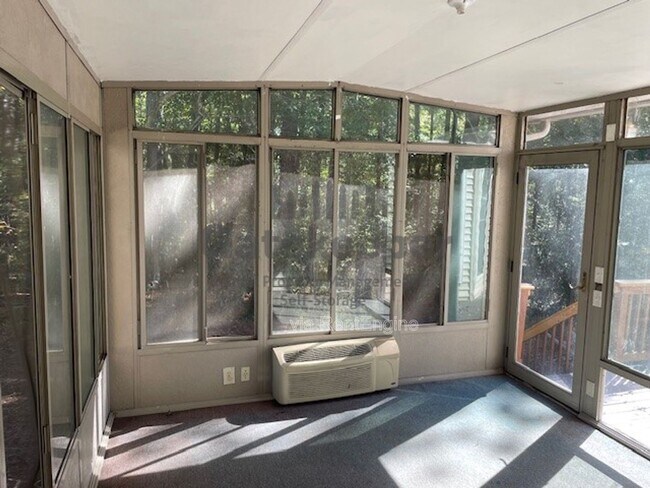 Building Photo - 145 Princeton Trce