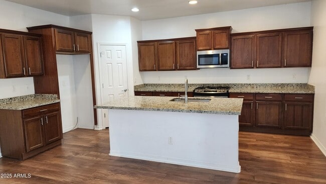 Building Photo - 4750 S Antonio