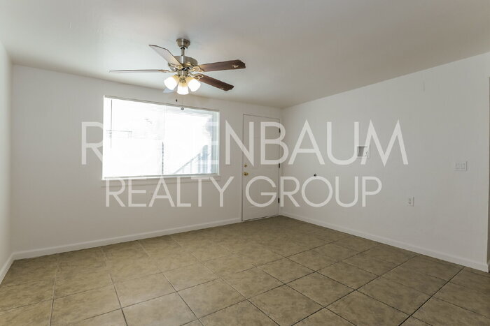 Building Photo - 1417 E Fort Lowell Rd