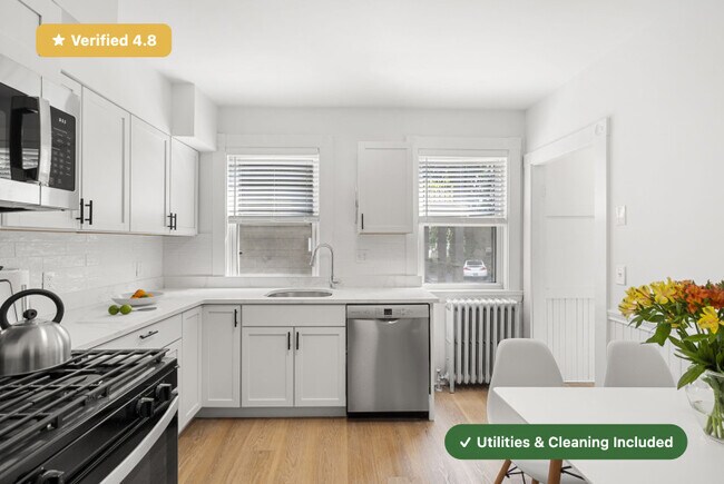 Building Photo - Furnished Bedroom in Jamaica Plain