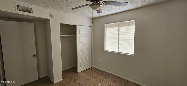 Building Photo - 9222 N 35th Ave