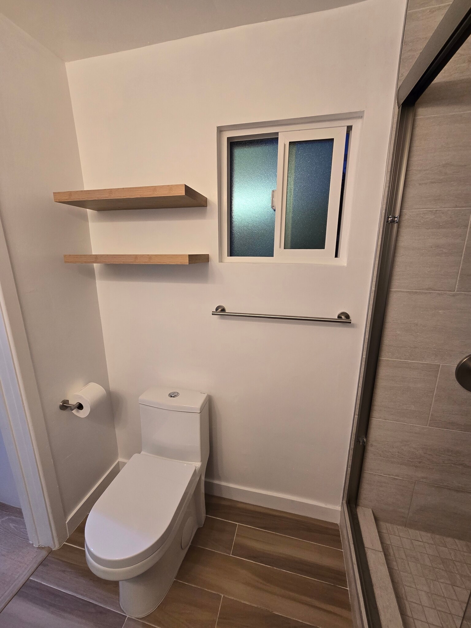 Building Photo - 3230 Cerritos Ave