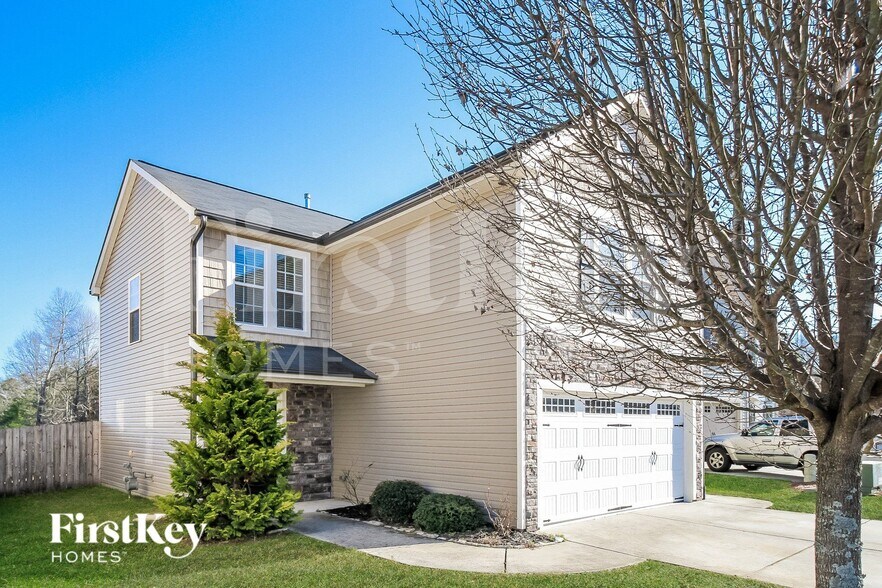 Building Photo - 5615 Misty Hill Cir