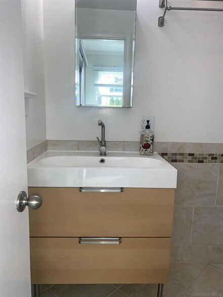 Building Photo - 7855 Exchange Pl