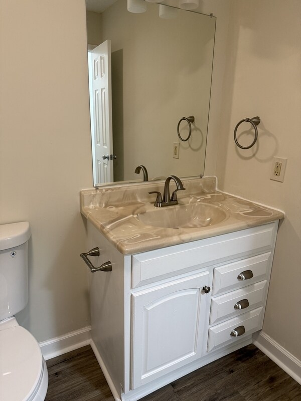 Building Photo - 273 Norman Dr