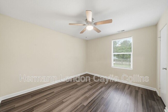 Building Photo - 1626 Nemnich Rd