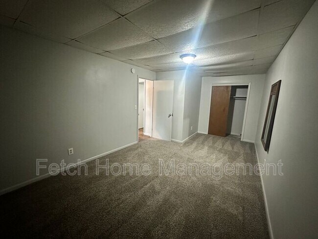 Building Photo - 10669 Jonestown Rd