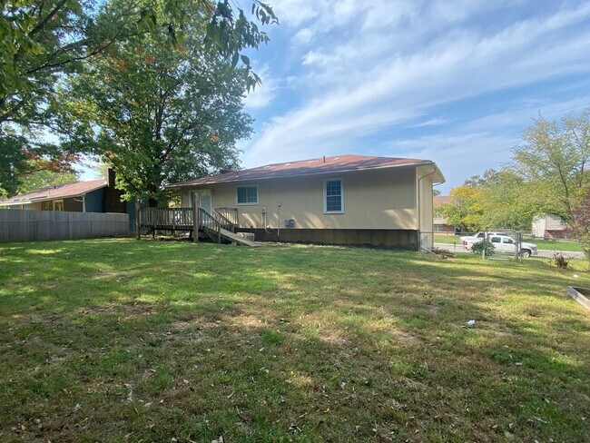 Building Photo - 1762 S El Centro Ct