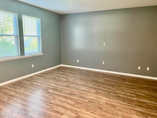 Building Photo - 13660 Chipperfield Ln