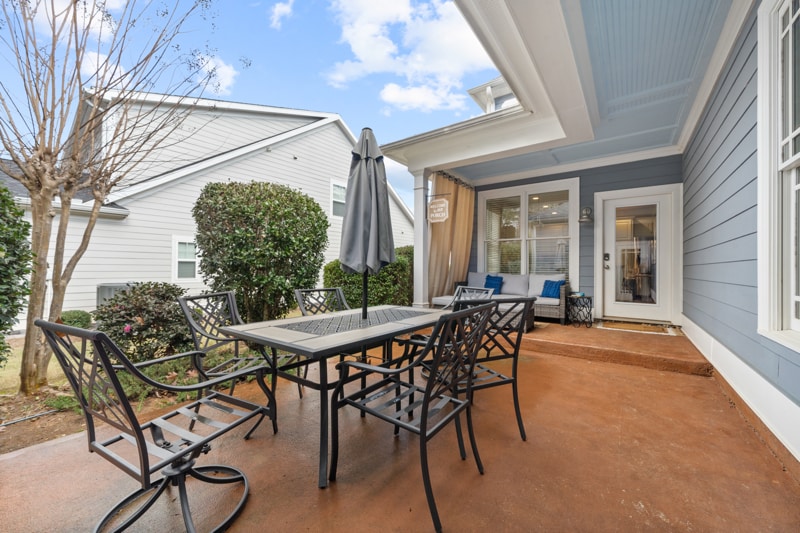 Building Photo - 1401 Carriage Ridge Dr