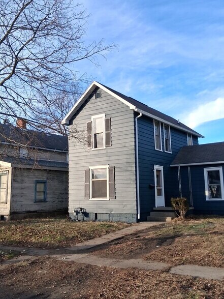 Building Photo - 1008 Kenilworth Ave