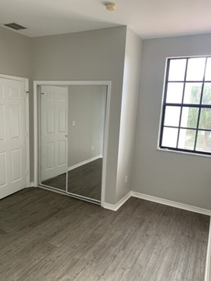 Building Photo - 15147 Summit Place Cir