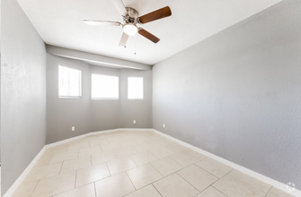 Building Photo - 7731 W Glenrosa Ave
