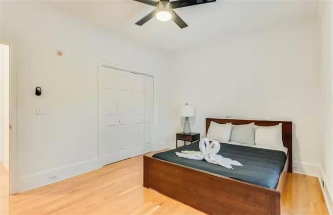 Building Photo - 1408 Aramore Dr SE