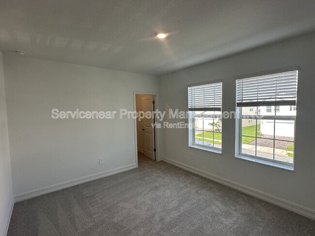 Building Photo - 11748 71st Ave E