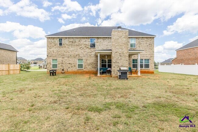 Building Photo - 244 Oakley Ct