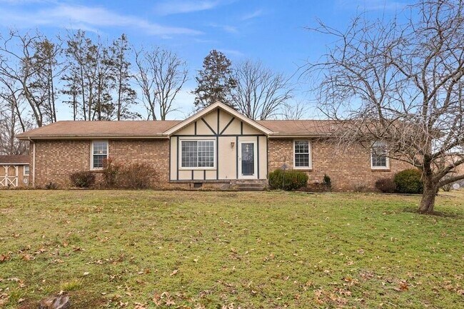 Building Photo - 703 Lucien Dr