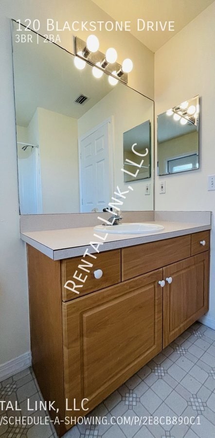 Building Photo - 120 Blackstone Dr