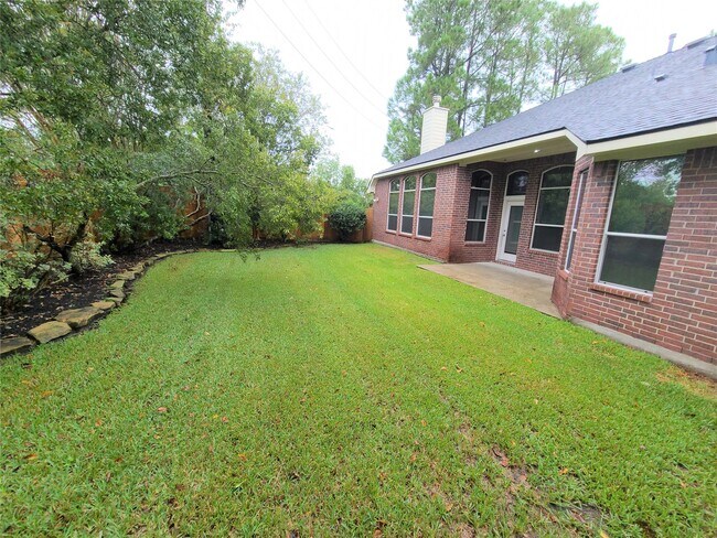 Building Photo - 7015 Pinefern Ln