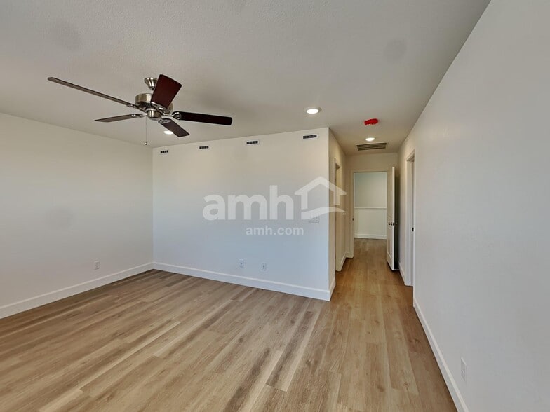 Building Photo - 10536 Lagaspi Dr