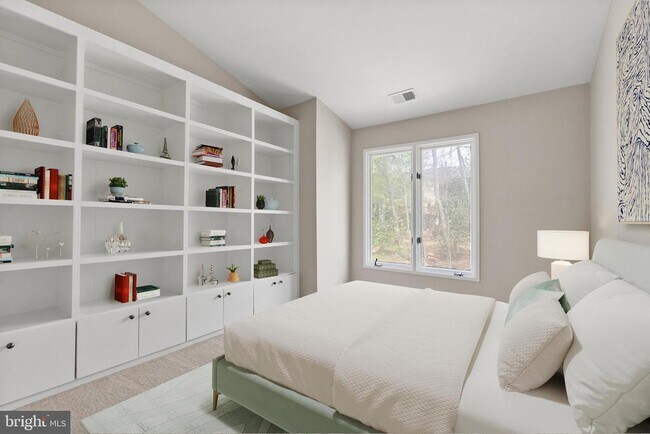 Building Photo - 10849 Whiterim Dr