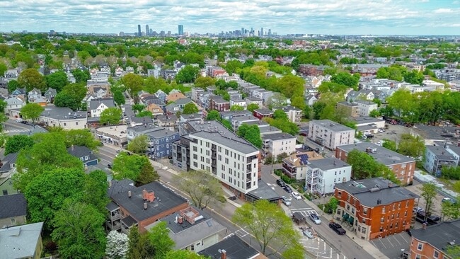 Building Photo - 500 Talbot Ave