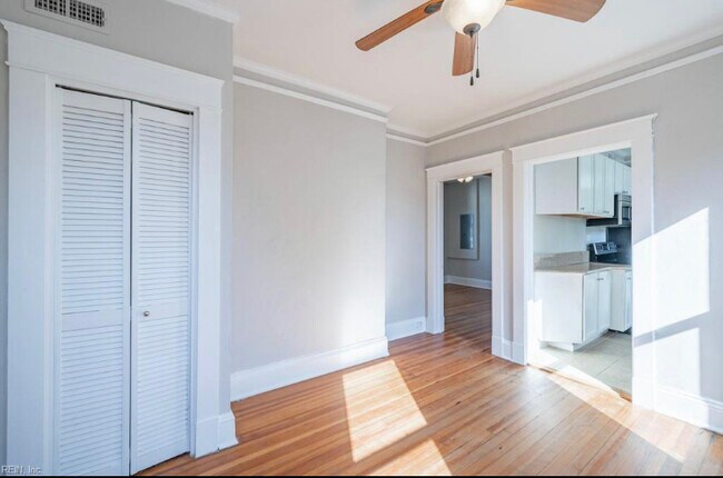 Building Photo - 214 Lucile Ave