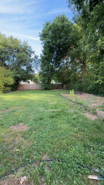 Building Photo - 3220 Avondale Ave