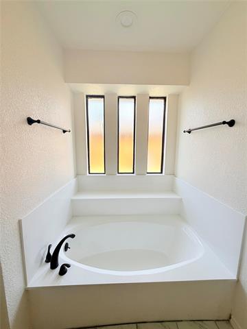 Building Photo - 3613 Longbow Ln
