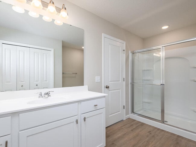 Building Photo - 580 SE 4th Ave