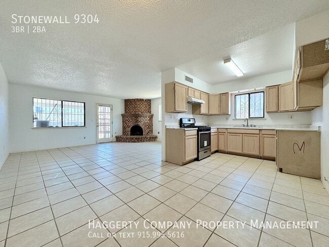 Building Photo - Stonewall 9304-