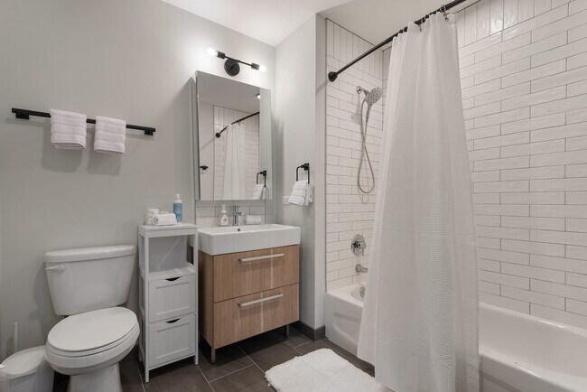 Building Photo - 29 S LaSalle St