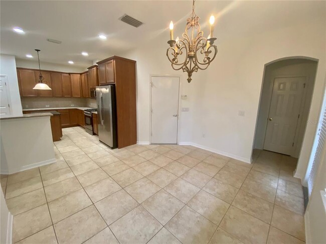 Building Photo - 6610 Portland Oak Ct