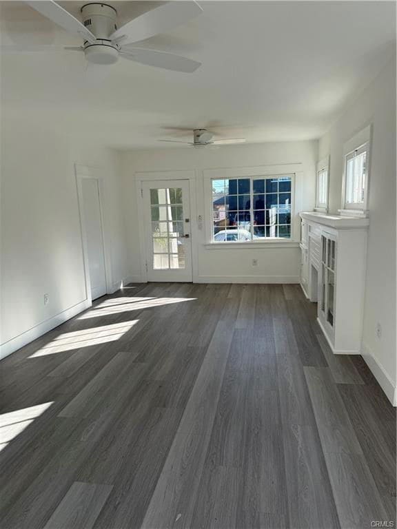 Building Photo - 765 Loma Ave